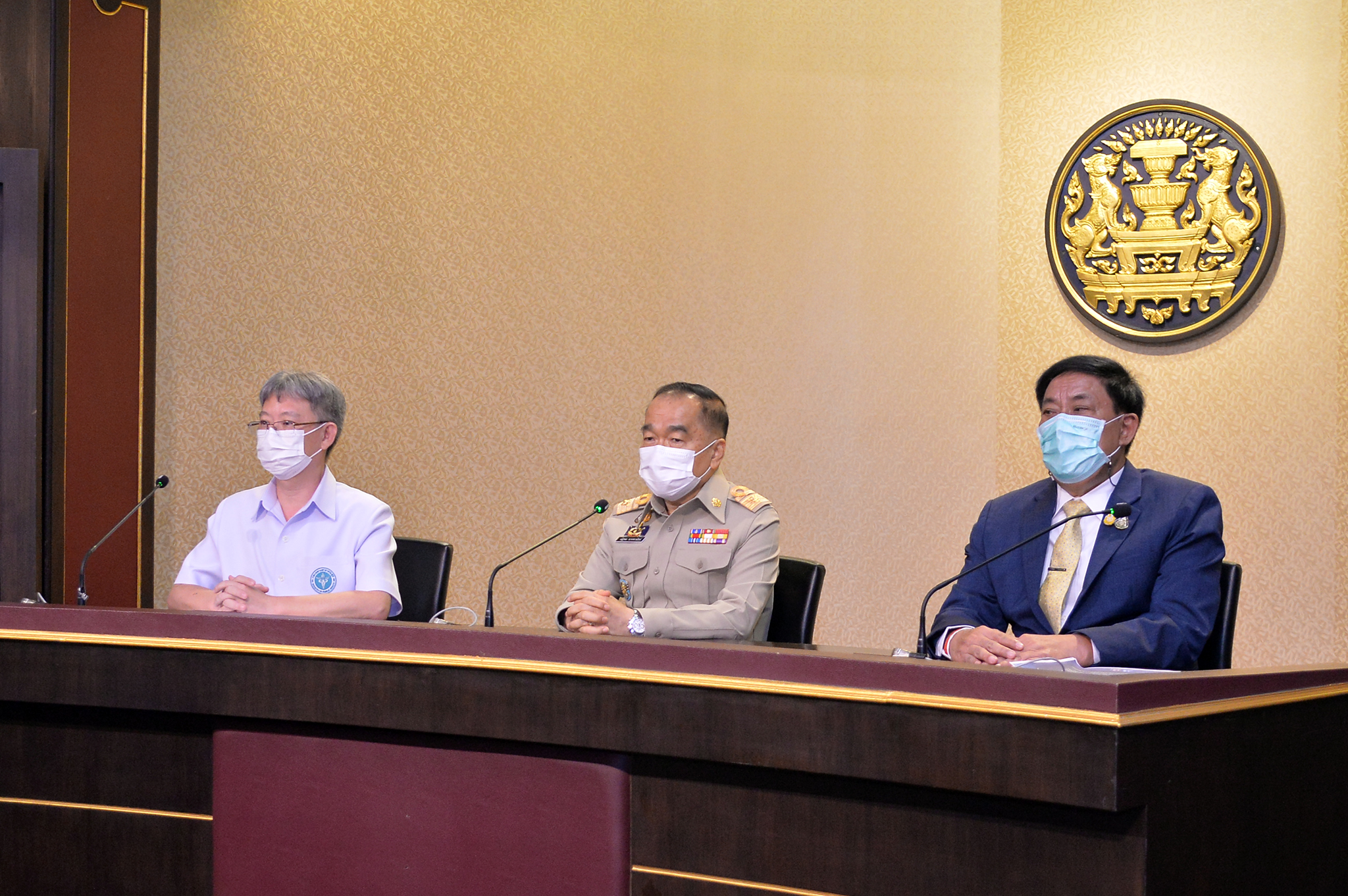 ศบค. ตั้งโต๊ะแถลง แจงปมกระจายวัคซีนใน กทม. ยัน ไม่มีการเมือง