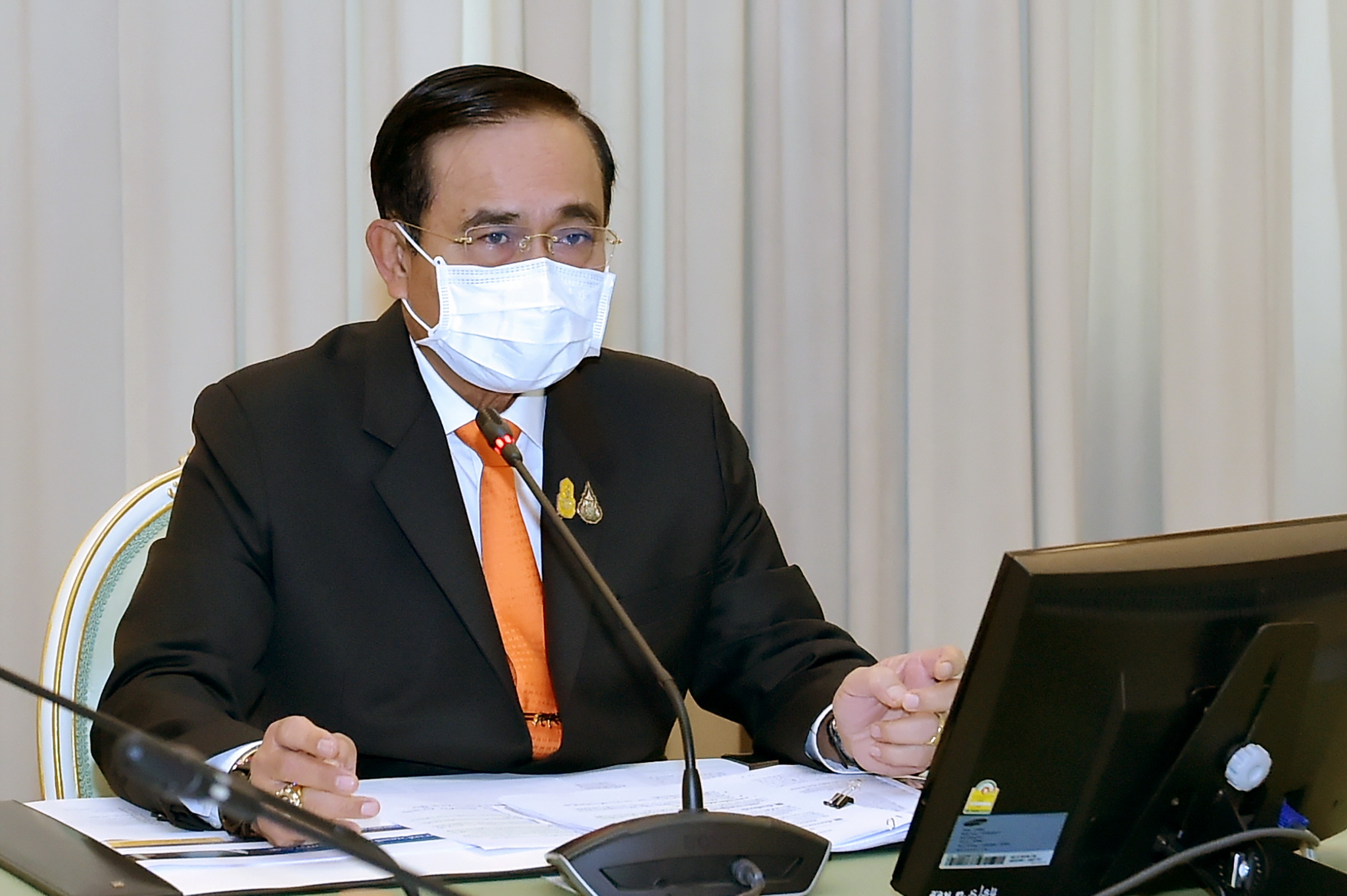 ประยุทธ์ รับลูกเอกชน 3 สถาบัน ปลดล็อกเอสเอ็มอีติดเครดิตบูโร ปล่อยกู้ได้ 