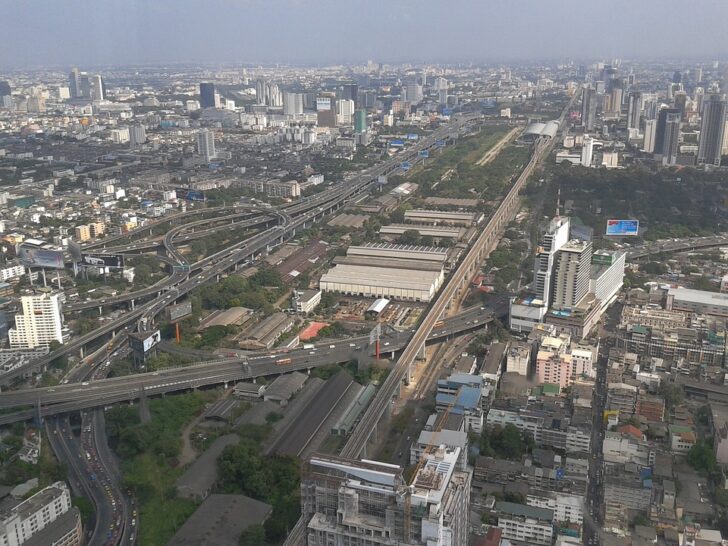 city-523347_960_720