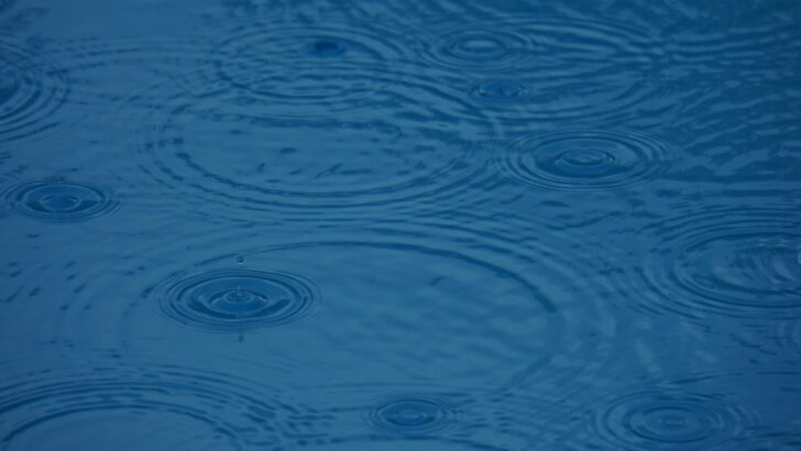 เปิด 5 สายด่วนรับฝนตก เปิด 5 สายด่วนรับฝนตก