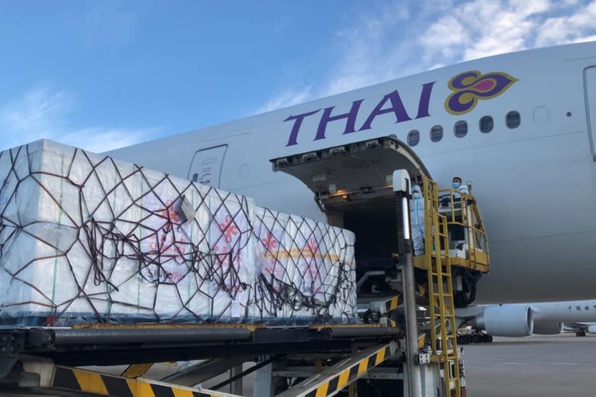 “ซิโนแวค” จากจีนถึงไทย เพิ่มอีก 5 แสนโดส วันนี้ (5 มิ.ย.)