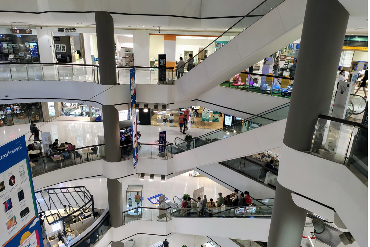 สัญญาณบวกลุยเปิดประเทศคึก ห้างใหญ่โหมตลาด-รถเช่าลด 50%
