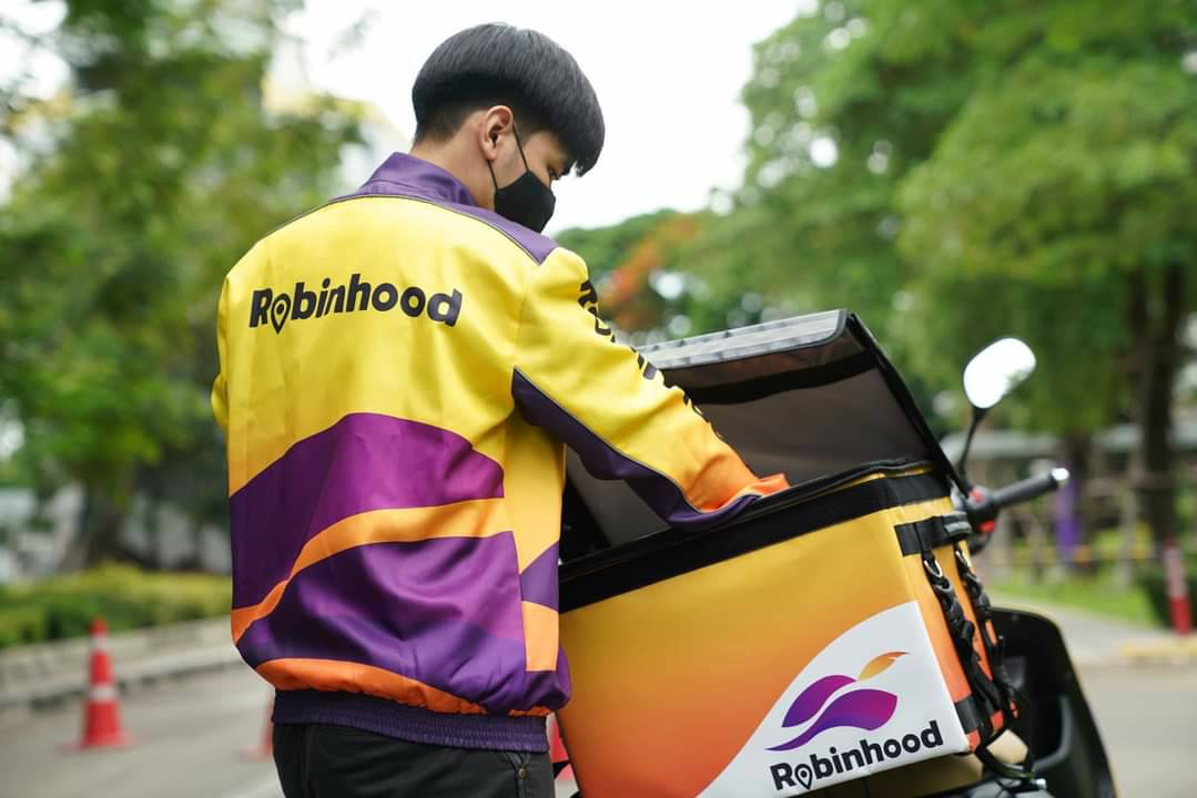 โรบินฮู้ดปรับใหม่ แล้วทำไม เสื้อแจ็กเก็ต ต้องสีนี้ – IT