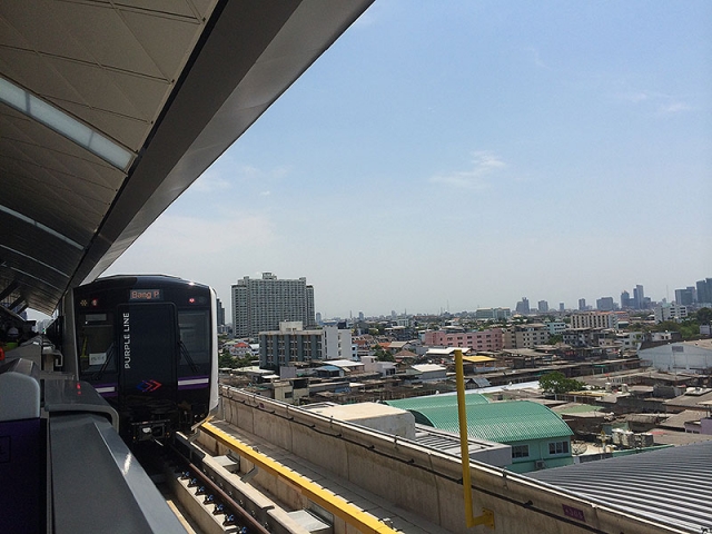 รถไฟฟ้าสายสีม่วง รถไฟฟ้าสายสีม่วง