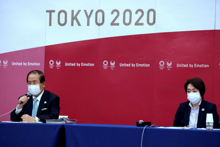 Tokyo 2020 President Seiko Hashimoto and CEO Toshiro Muto attend a press conference in Tokyo