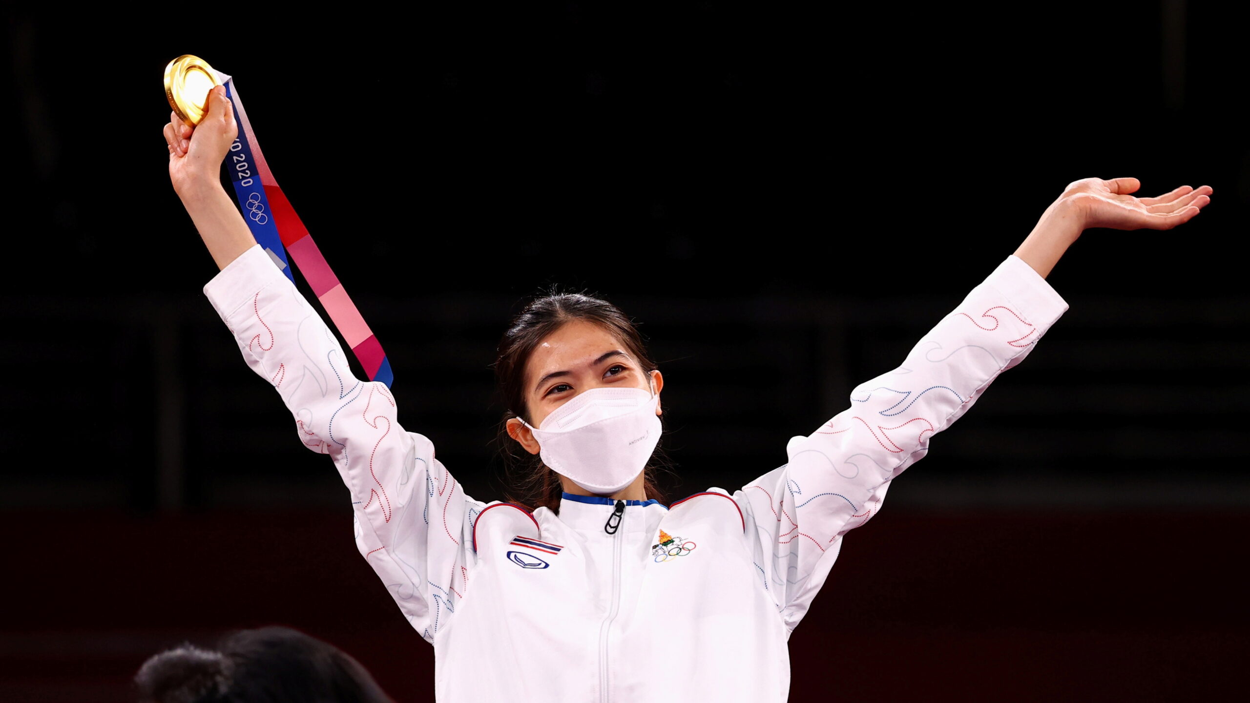 เมืองไทยประกันชีวิต อัดฉีดเงิน “น้องเทนนิส” 1 ล้าน