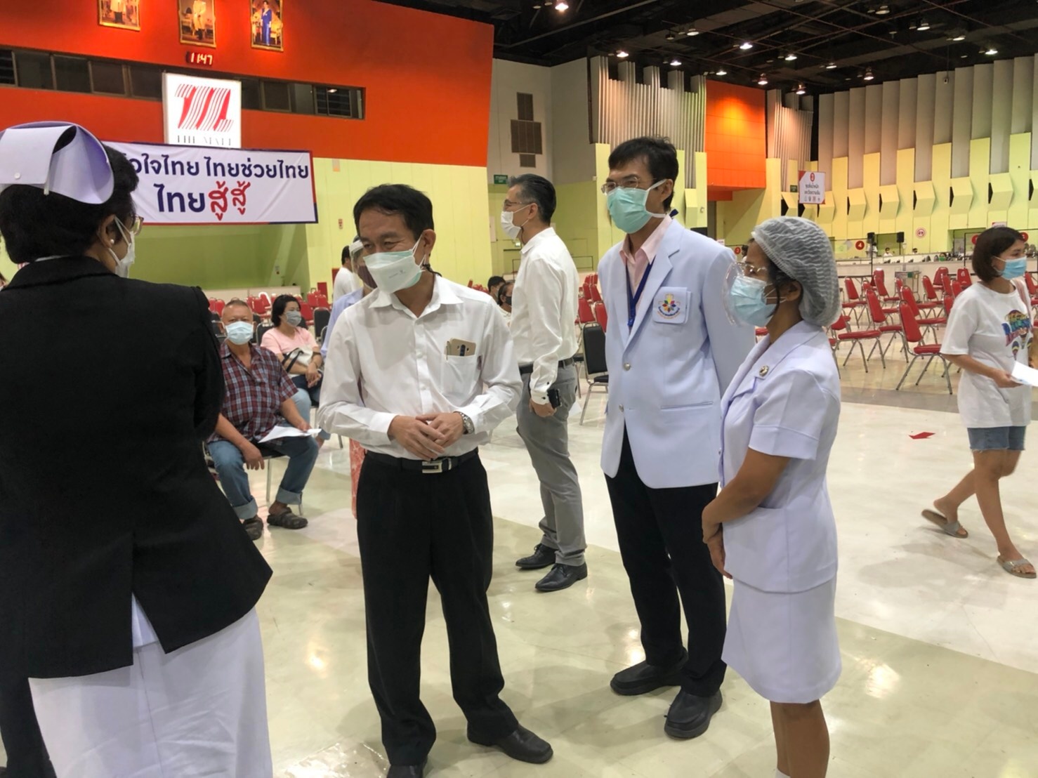 ฉีดวัคซีนเดอะมอลล์บางกะปิ