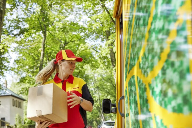 DHL ดีเอชแอล DHL ดีเอชแอล