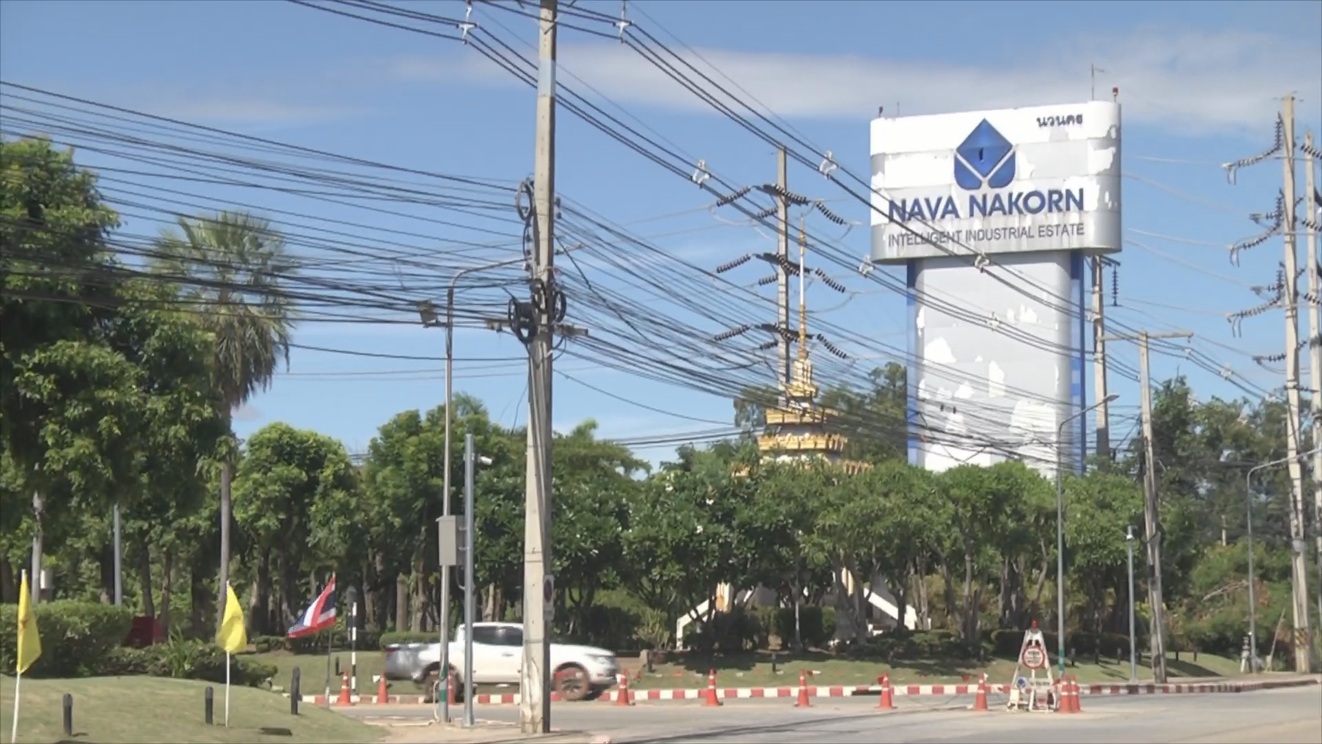 สั่งปิดแคมป์คนงานก่อสร้างนิคมนวนครโคราช 1 เดือน หลังพบโควิด 90 ราย