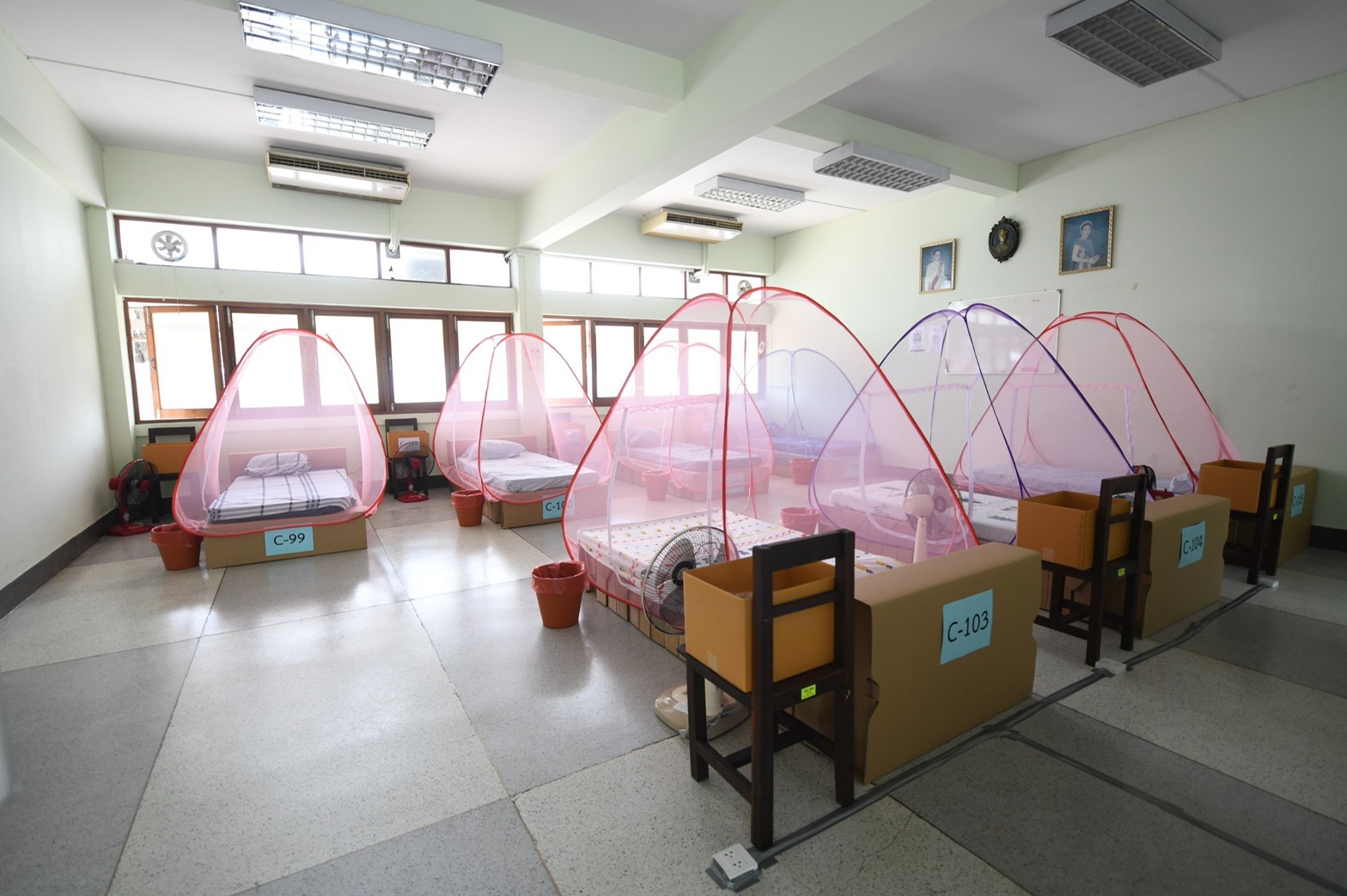 ตรวจความพร้อม CI-ศูนย์พักคอย ส่งต่อหลักสี่ รองรับผู้ป่วยโควิดสีเขียว