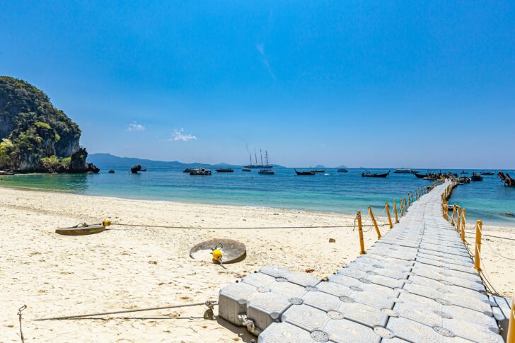 ภูเก็ต ภูเก็ต