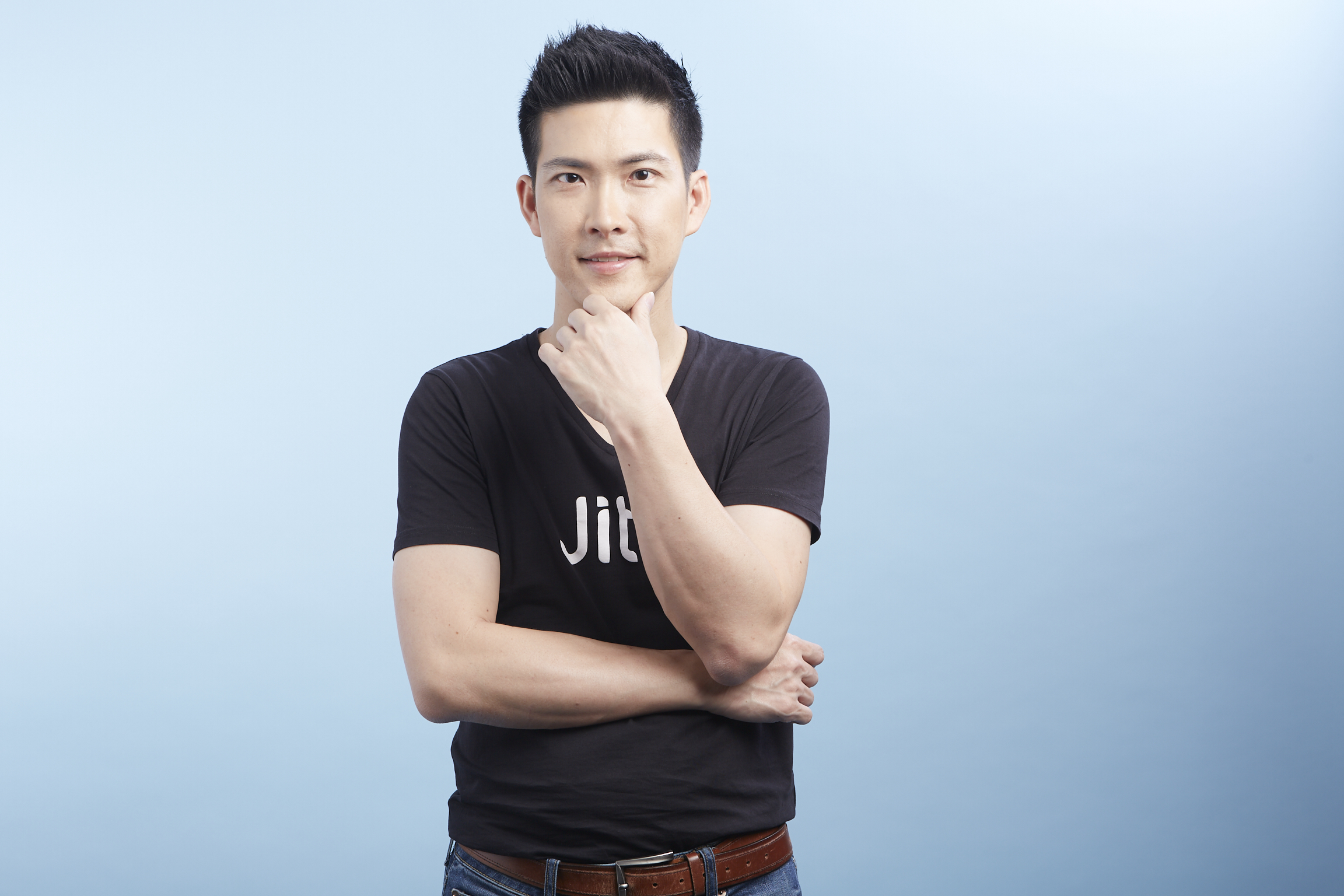 นายตราวุทธิ์ เหลืองสมบูรณ์