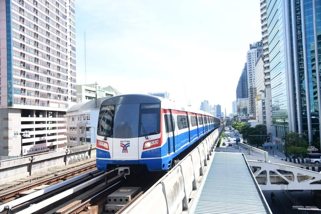 3 รถไฟฟ้าคงโปร “นั่งฟรีวันแม่” 12 สิงหาคม 