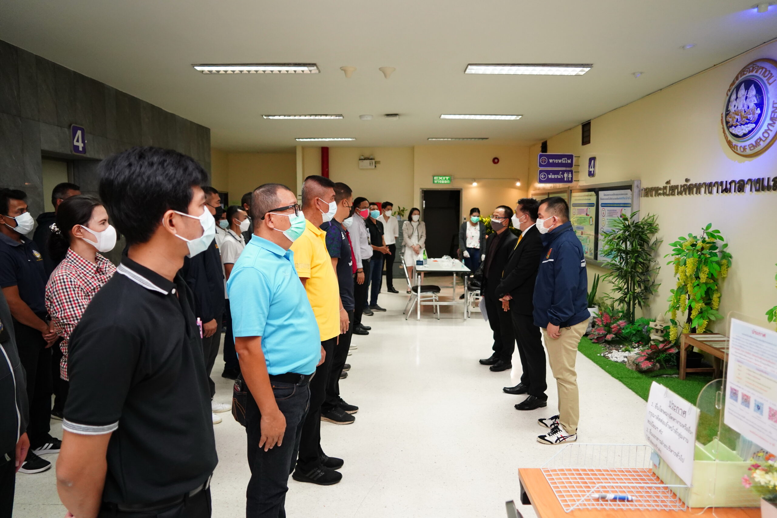 ชุดเฉพาะกิจเดินหน้าตรวจต่างด้าว ลักลอบทำงาน ปรับนายจ้าง 1 แสน