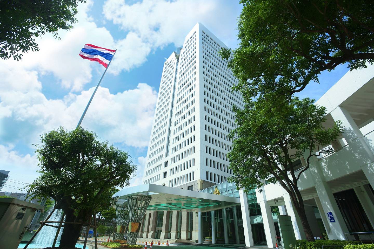 ปตท.ลุยลงทุน 8.65 แสนล้าน มุ่งหน้าสู่พลังงานอนาคต