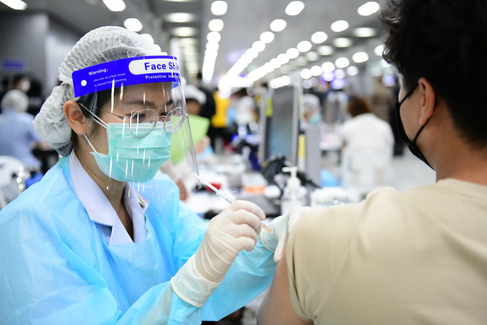 ศบค.เปิดสถิติ ยอดเสียชีวิตจากไม่ฉีดวัคซีนโควิดพุ่งพรวด 1.1 หมื่นคน