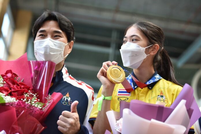 โค้ชเช ได้ชื่อพร้อมสัญชาติไทย โค้ชเช ได้ชื่อพร้อมสัญชาติไทย