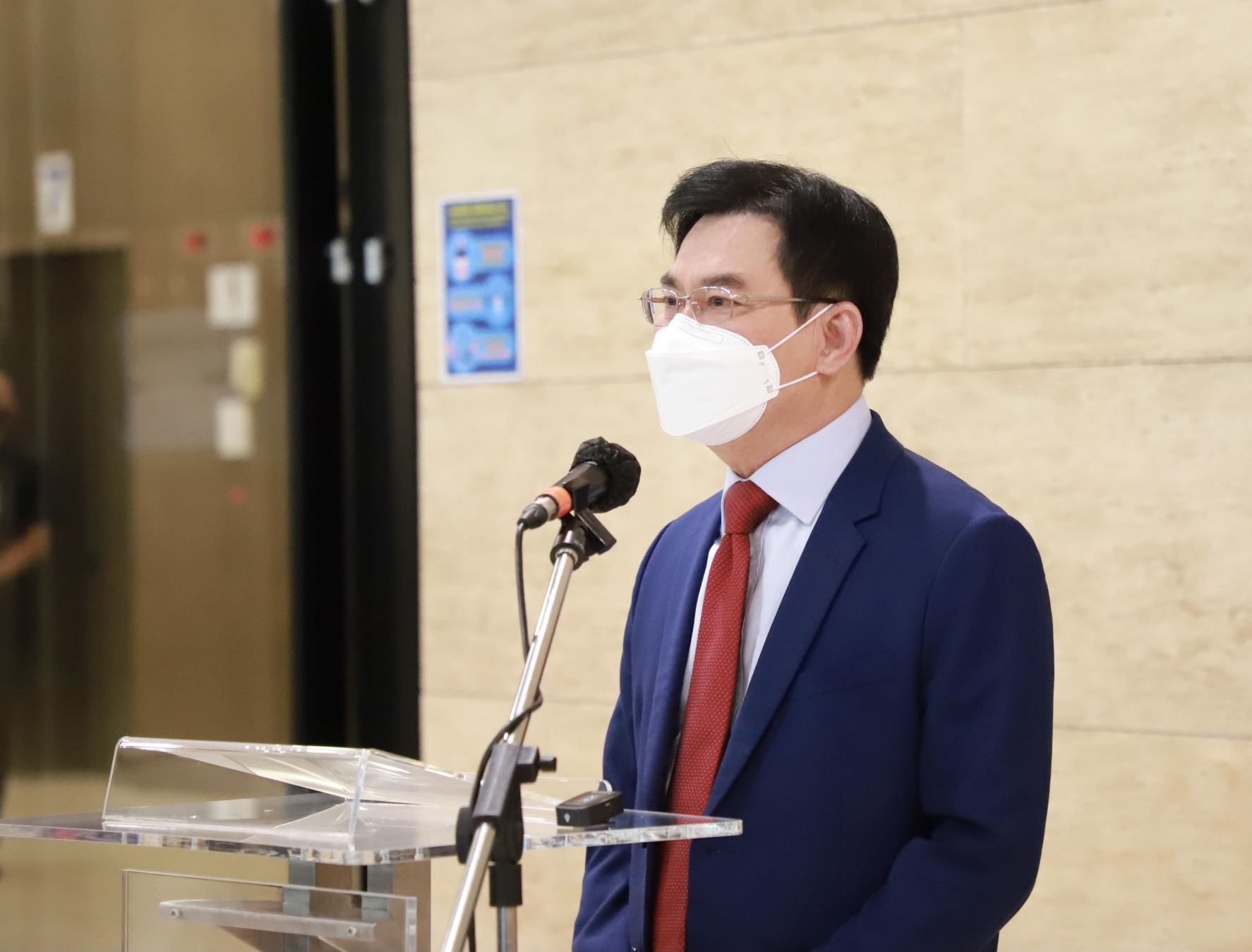 จุรินทร์ ลักษณวิศิษฏ์