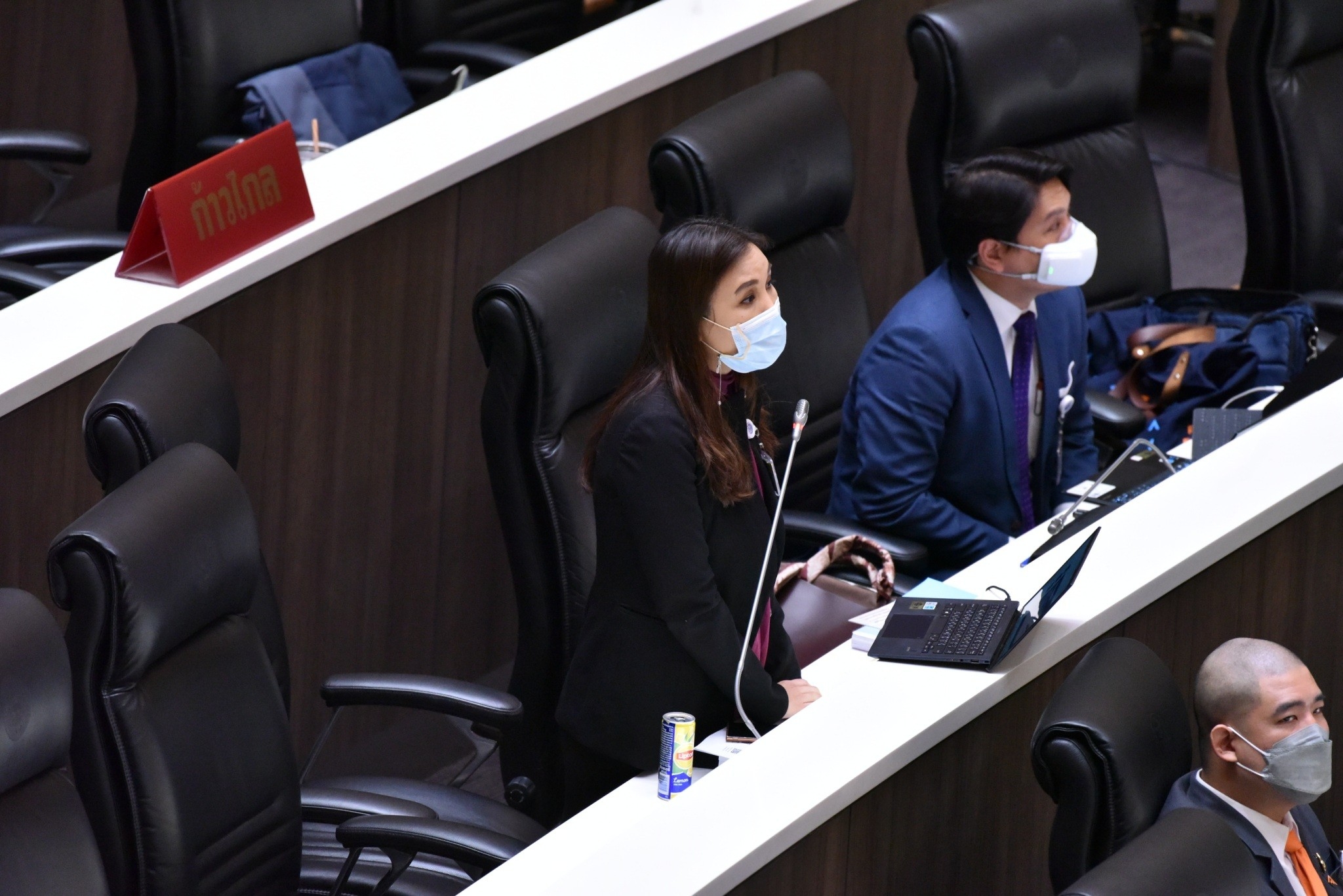 ศิริกัญญา แฉกรรมาธิการงบฯ ไม่แตะต้องกรมโยธา ขอตัด 7.8 พันล้าน