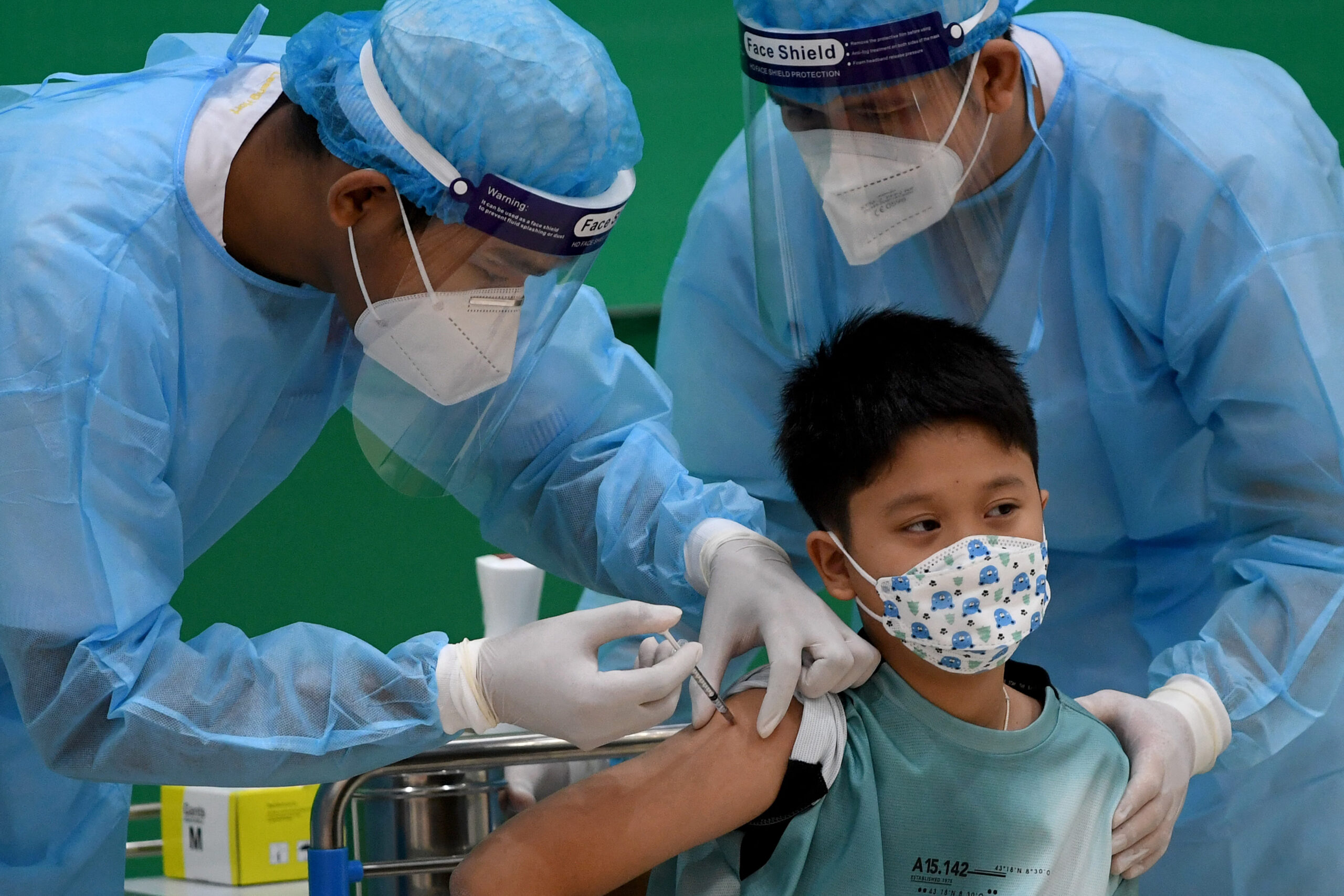 กัมพูชา เริ่มฉีดวัคซีนเด็ก 6-11 ปี ก่อนเปิดโรงเรียน – ต่างประเทศ