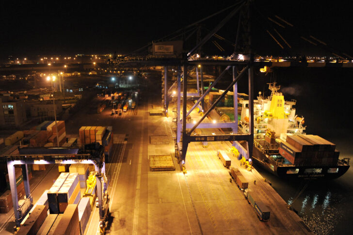 INDIA-ECONOMY-SHIPPING-PORT