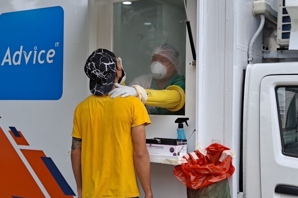 ศบค.พบผู้ป่วยโควิดวันนี้ (29 ก.ย.) กลับมาเพิ่ม 10,414 ราย ตาย 122 คน