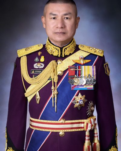 พลเอก ธรรมนูญ วิถี