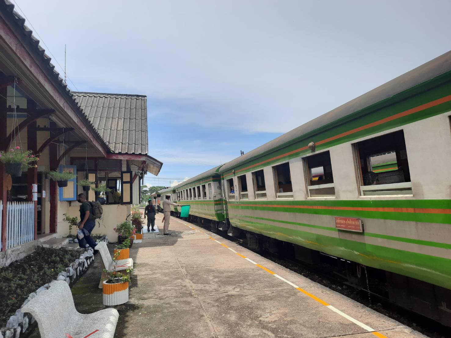 การรถไฟฯ รับสมัครสอบคัดเลือกบุคคลเข้าทำงาน 480 อัตรา เช็กขั้นตอน !