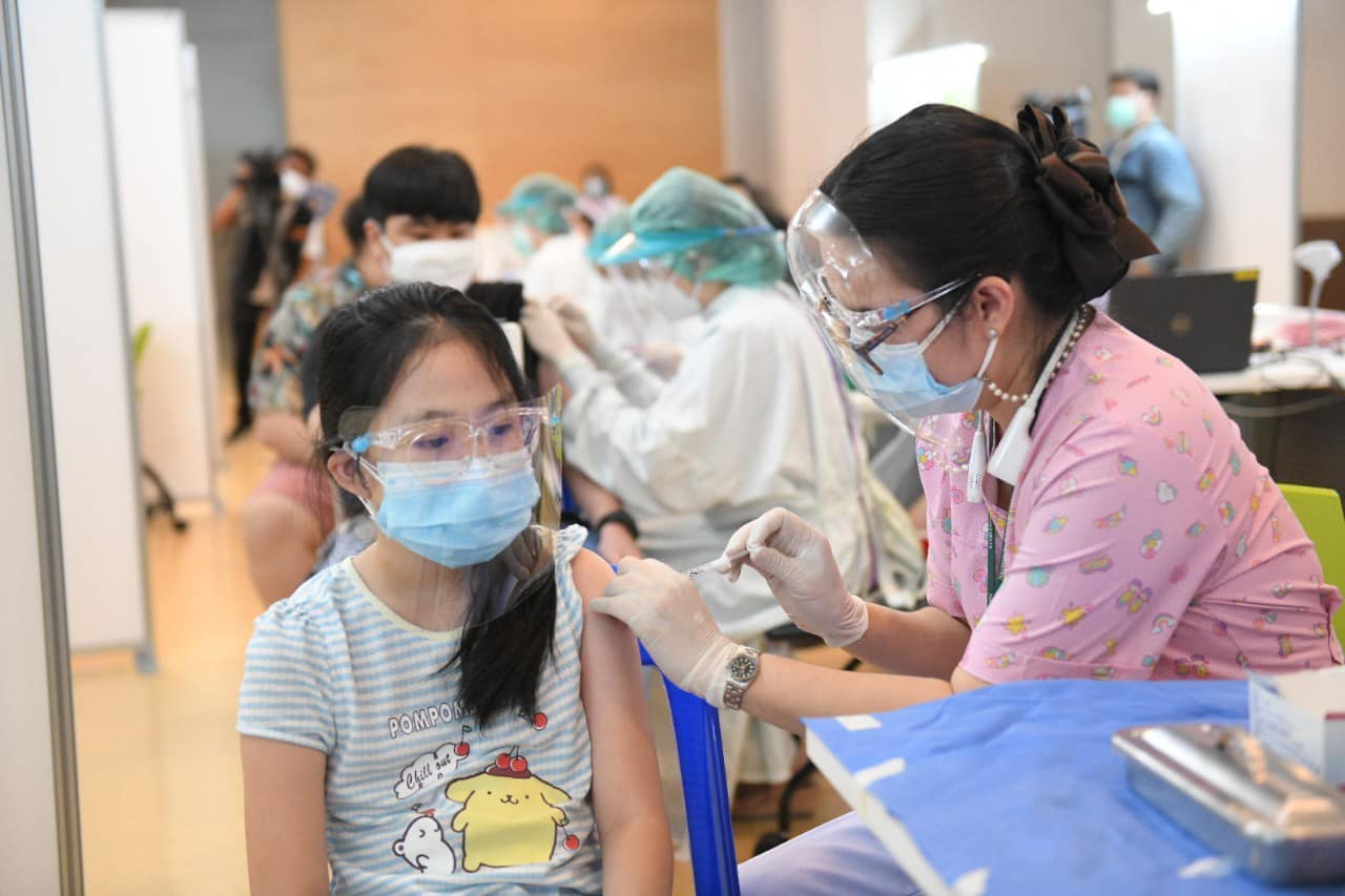 ศบค.พบผู้ติดเชื้อโควิดวันนี้ (23 ก.ย.) พุ่งอีก 13,256 ราย ตายเพิ่ม 131 คน