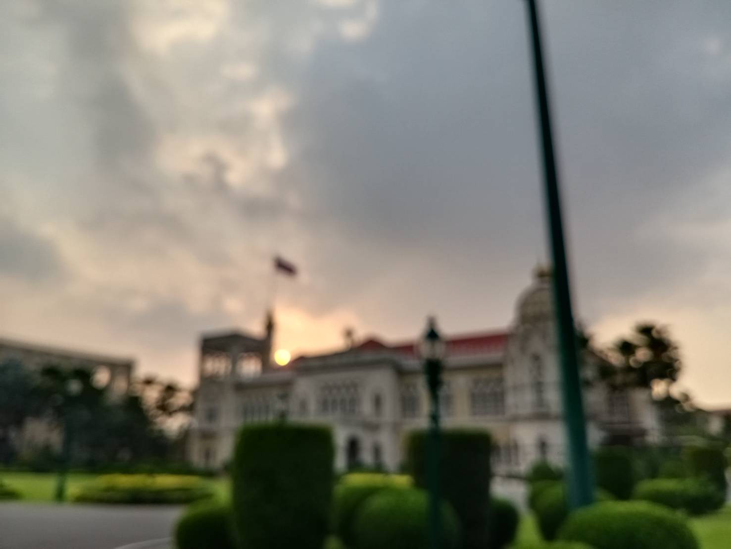 ทำเนียบรัฐบาล