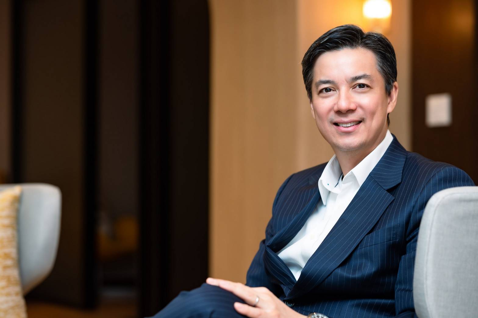 เมย์แบงก์ ตั้ง “อารภัฏ สังขรัตน์” ขึ้นแท่น CEO – กรรมการบริหารคนใหม่