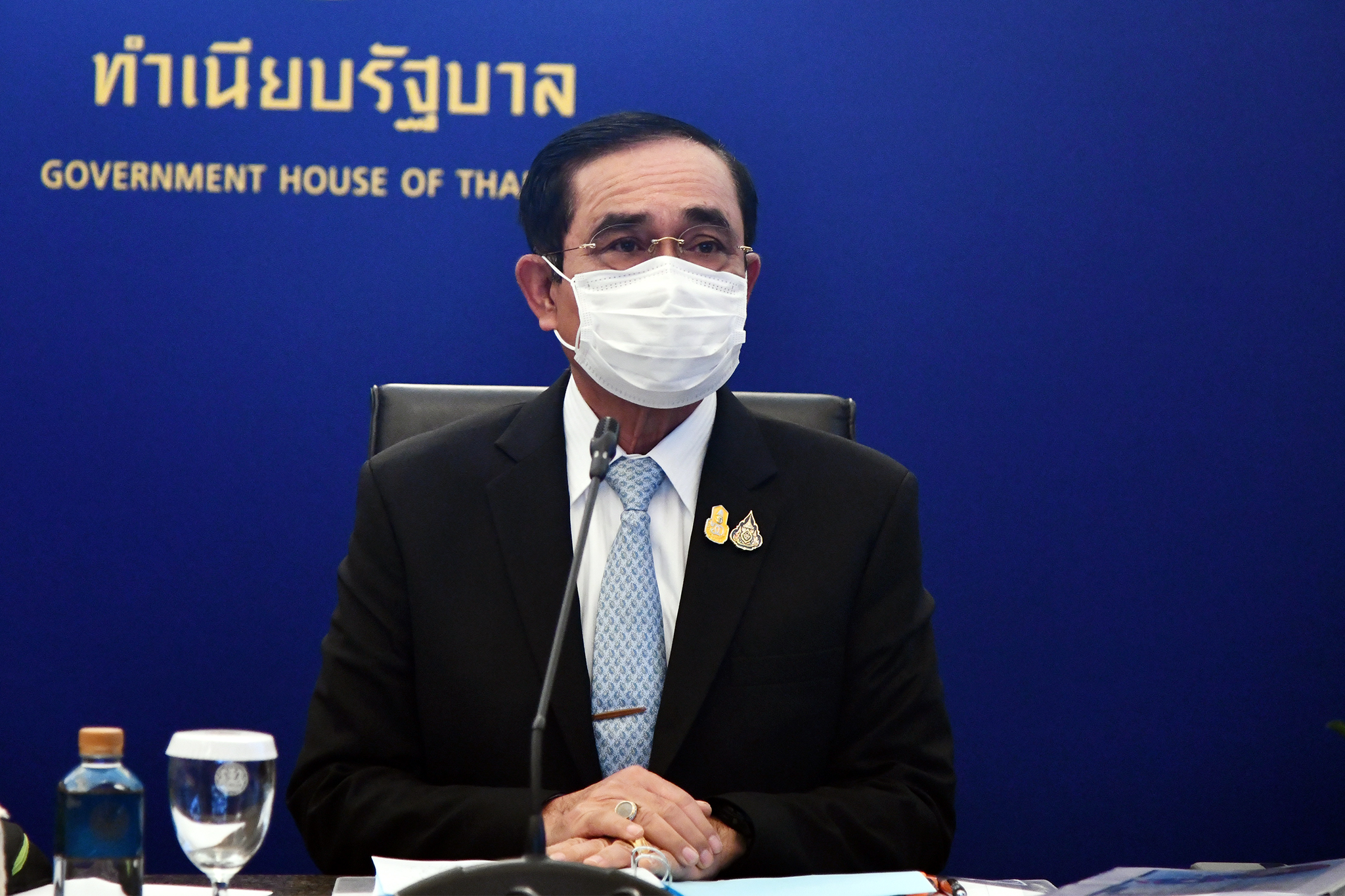 สื่อทำเนียบติดโควิด “ประยุทธ์” โชว์ผลตรวจรอบ 4 ผลเป็น “ลบ”