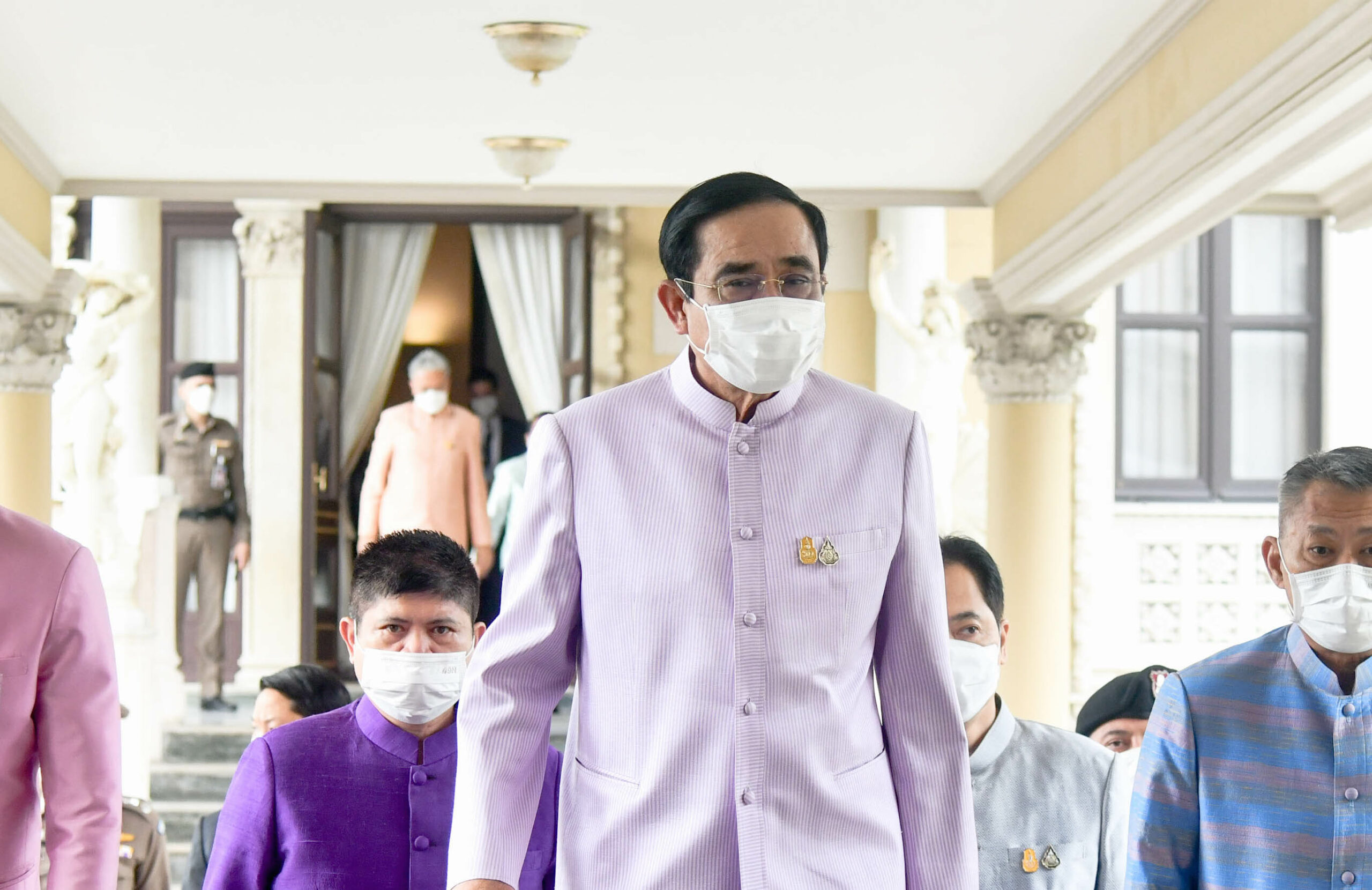 ประยุทธ์ ปัดวัดพลัง “บิ๊กป้อม” แบ่งกันตรวจราชการ อย่าเสี้ยม