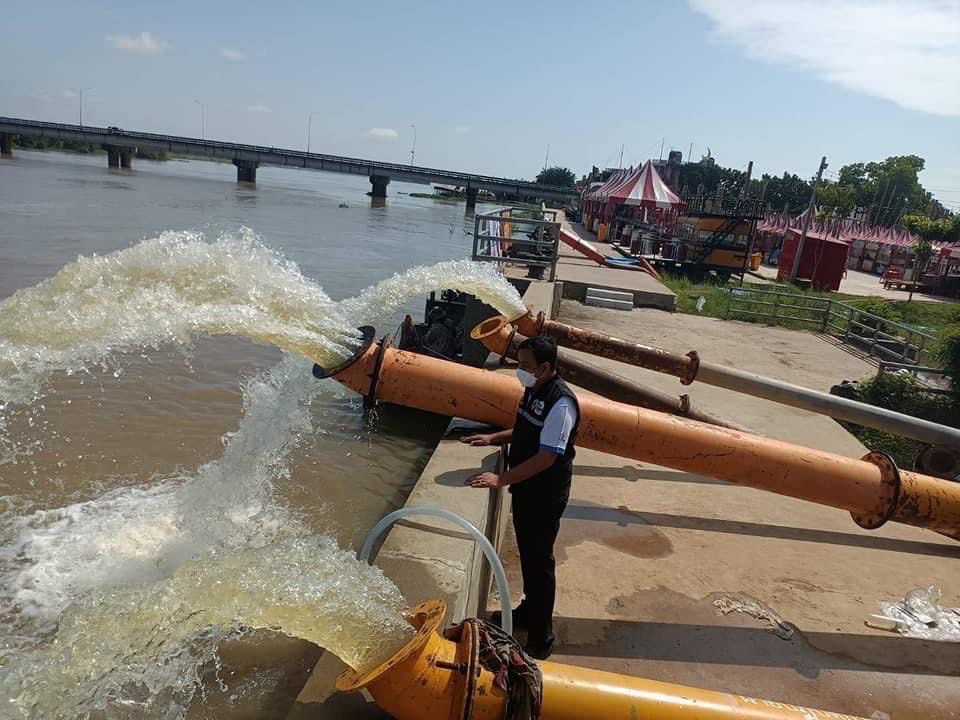 เมืองอุบล-วารินชำราบ น้ำท่วมเกือบ 2 เมตร 
