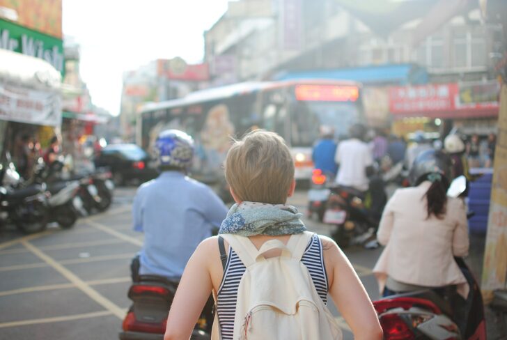 นักท่องเที่ยว นักท่องเที่ยว