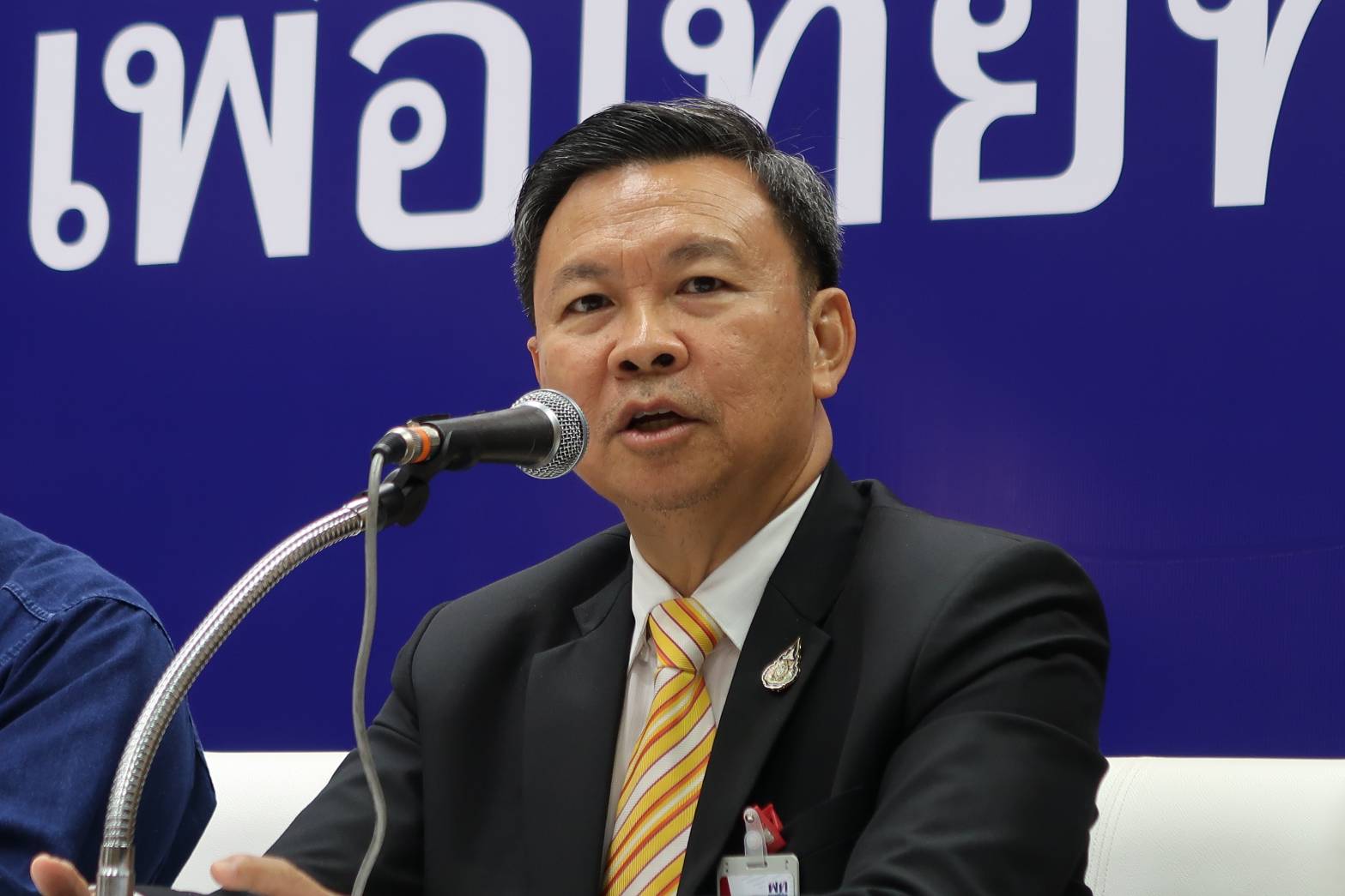 จาตุรงค์ เพื่อไทย ปัดเป็นงูเห่า ไม่โหวตอภิปรายไม่ไว้วางใจ เพราะป่วยหนัก