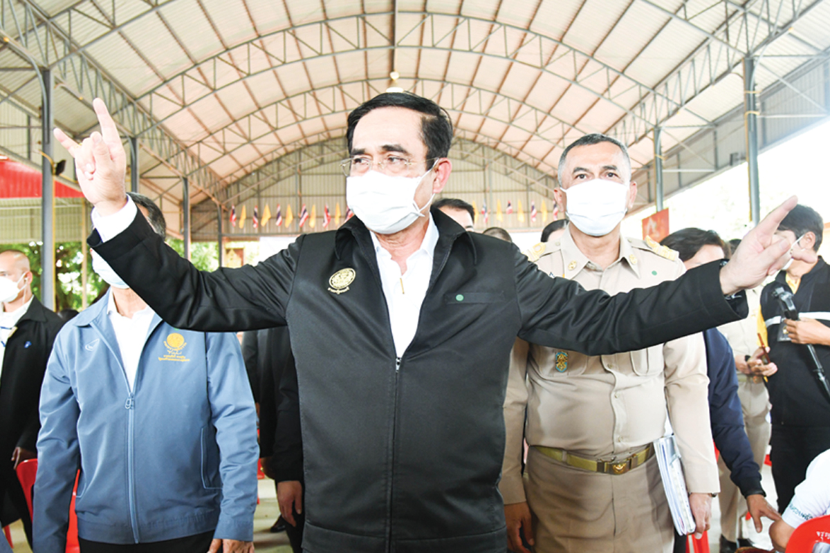 ประยุทธ์กับนายกฯ คนใหม่