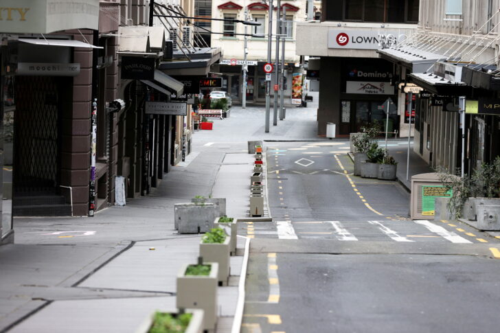 FILE PHOTO: New Zealand will phase out a COVID-19 lockdown in Auckland that led to a largely deserted city when enacted in August