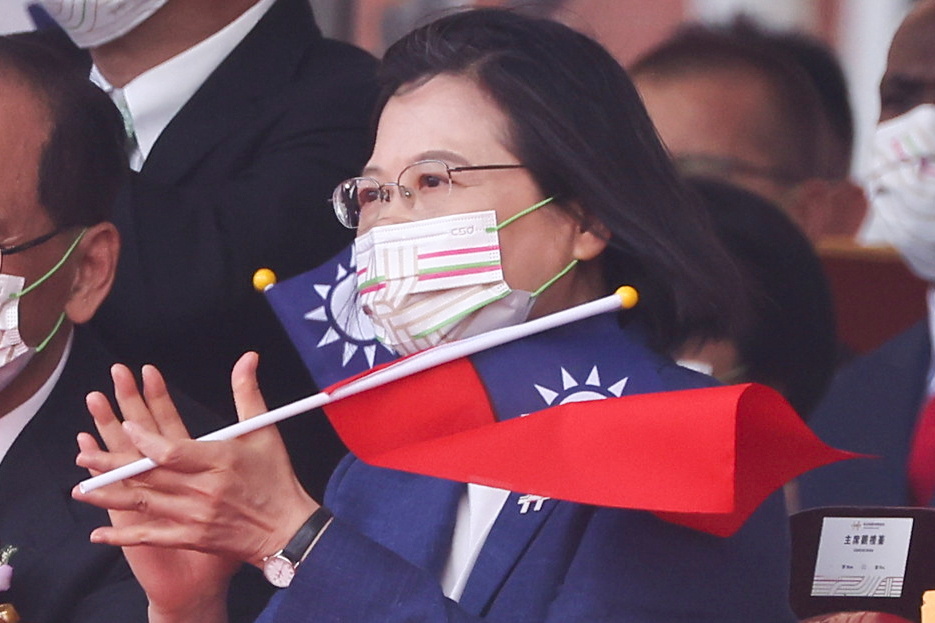 ผู้นำไต้หวันแถลงการณ์ ลั่น ไม่ “ก้มหัว” ให้จีน