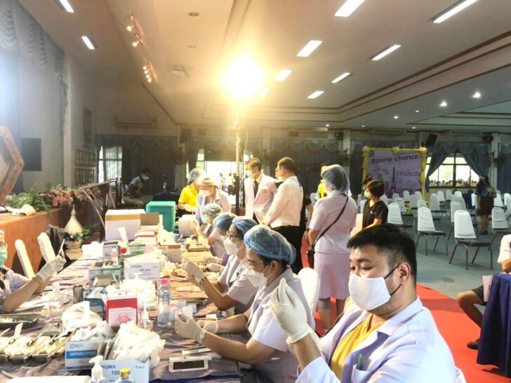 กรมการแพทย์ เปิดวอล์กอิน วัคซีนเข็ม 3 เดอะมอลล์ลางกะปิ เช็กเงื่อนไข กรมการแพทย์ เปิดวอล์กอิน วัคซีนเข็ม 3 เดอะมอลล์ลางกะปิ เช็กเงื่อนไข