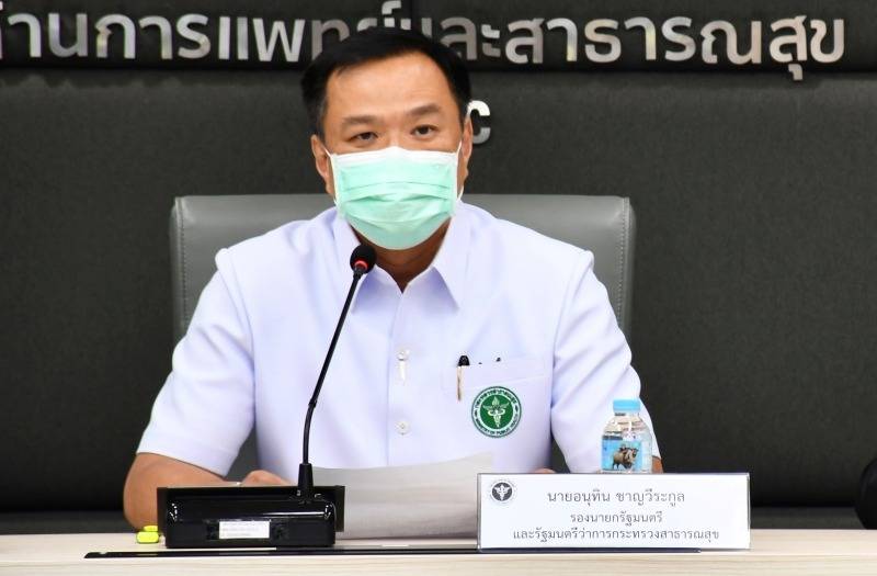ครม. ไฟเขียวจ้างหมอ-พยาบาล ช่วยงานโควิด 5 พันอัตรา 1 ปี