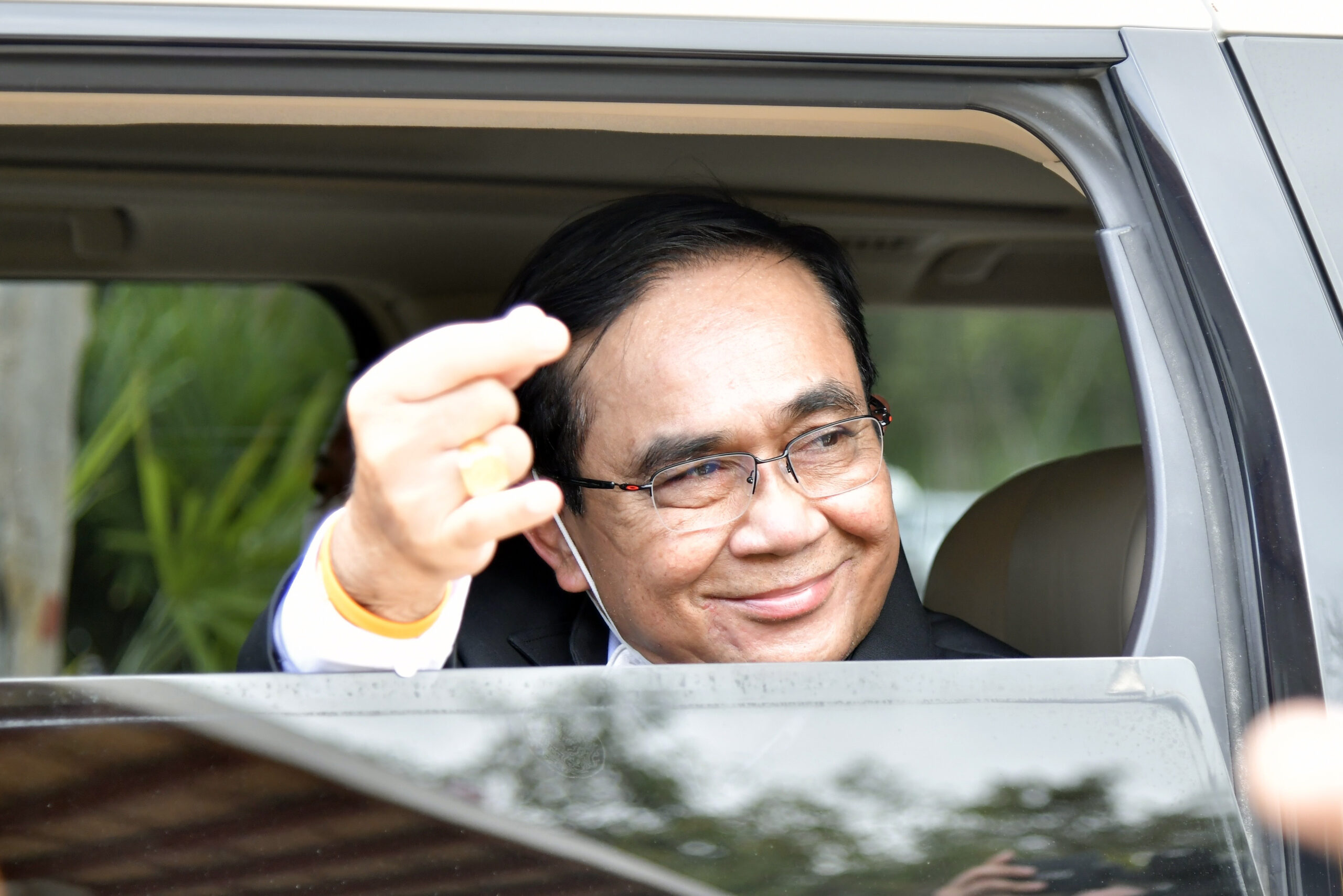 “ธนกร” ปลื้มผลโพล “ประยุทธ์” เหมาะนั่งนายกฯต่อมากที่สุด