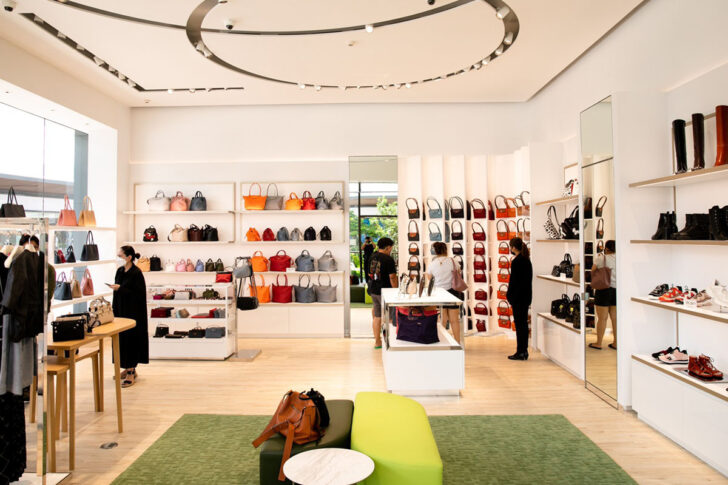 LONGCHAMP outlet