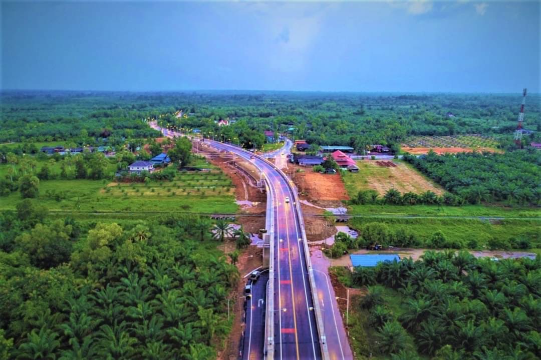 สร้างเสร็จแล้ว-พร้อมเปิดใช้ “สะพานข้ามทางรถไฟ” อ.ท่าฉาง สุราษฎร์ธานี