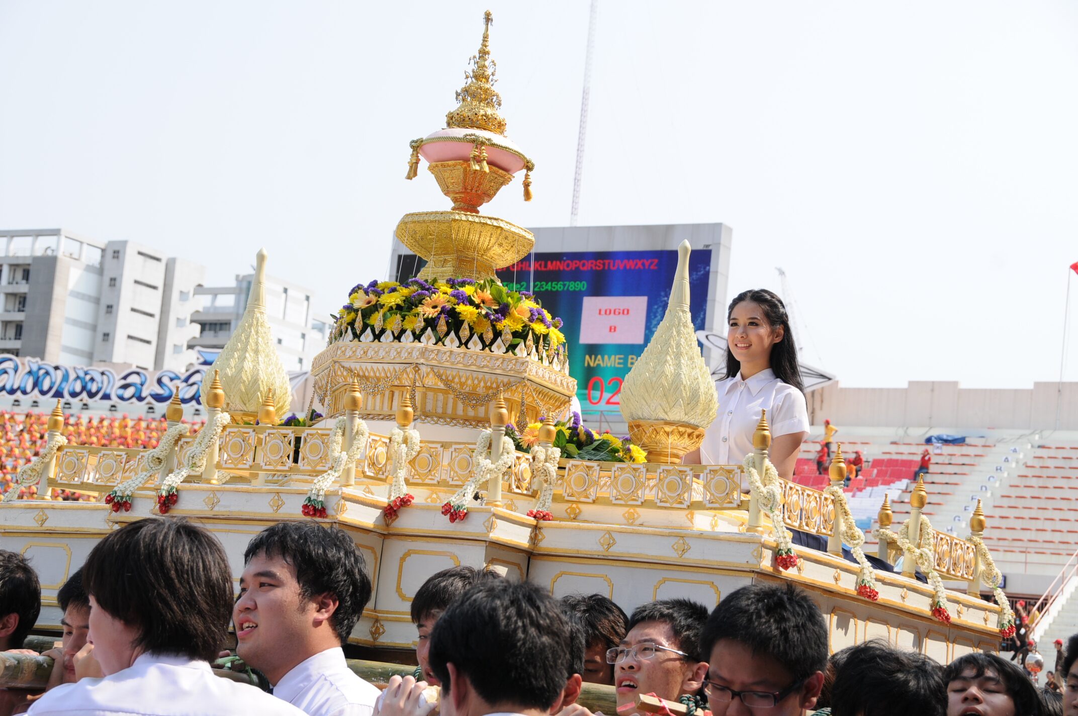 บรรยง ชี้ 5 เหตุผล หนุนเลิกขบวนแห่เชิญพระเกี้ยว ตามมติ อบจ.