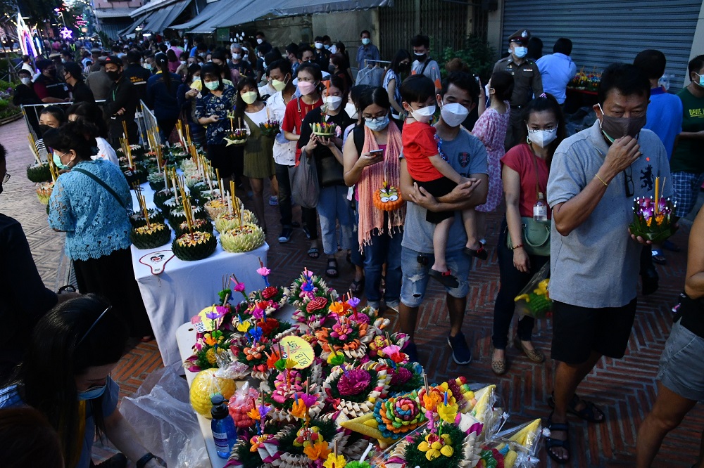 สนข. ปล่อยแอป “นำทาง” แจ้งเตือนความหนาแน่นขนส่งสาธารณะวันลอยกระทง