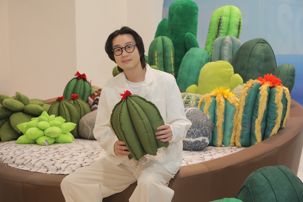 ยศนันท์ วุฒิกรสมบัติกุล หรือ SUNTUR