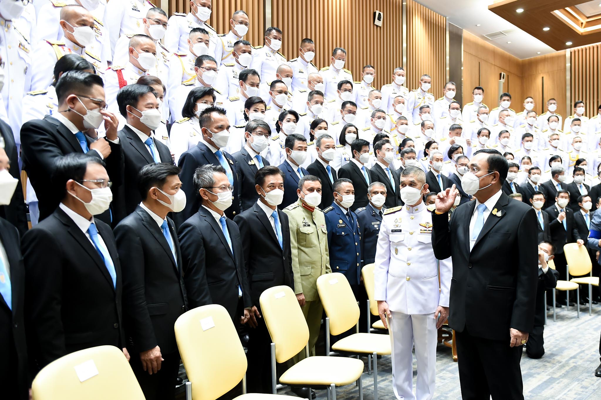 พล.อ.ประยุทธ์ จันทร์โอชา นายกรัฐมนตรีและรัฐมนตรีว่ากระทรวงกลาโหม