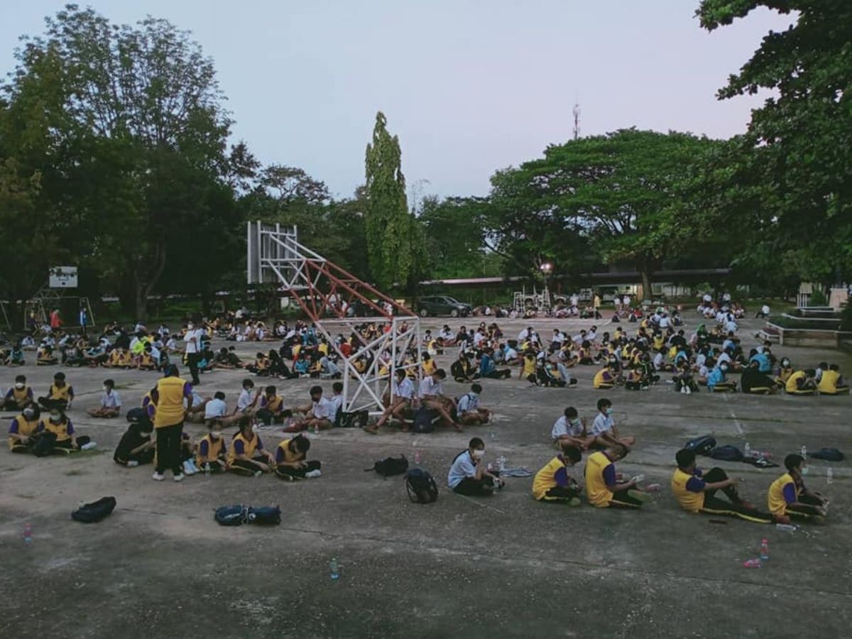 มุกดาหาร เผยผลตรวจนักเรียน บุคลากร 1,000 คน หลังถูกกักตัวในโรงเรียน
