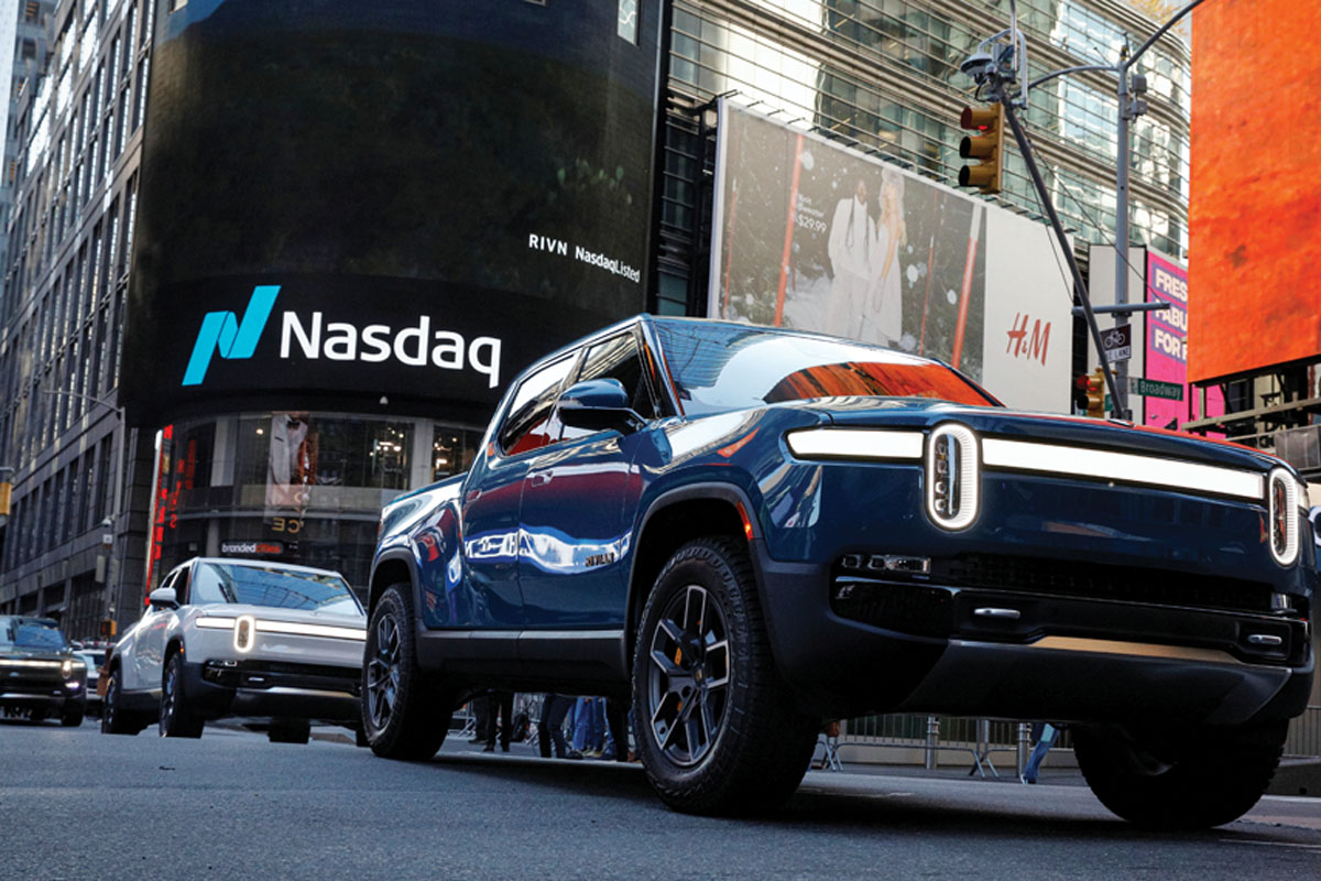 รู้จัก Rivian รถอีวีน้องใหม่มาแรง ทาบรัศมี Tesla